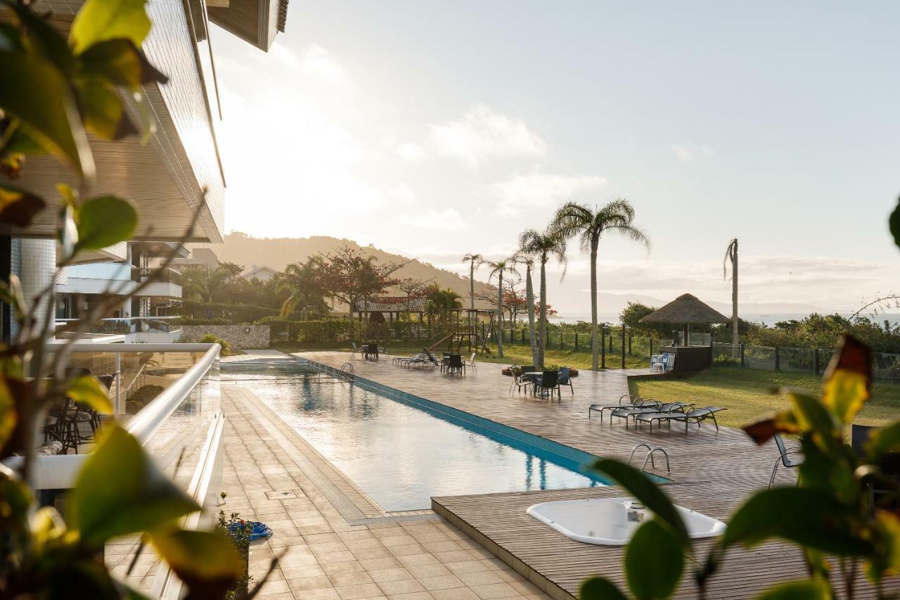 Apartamento Com 4 Suites Pe Na Areia Florianópolis Eksteriør billede