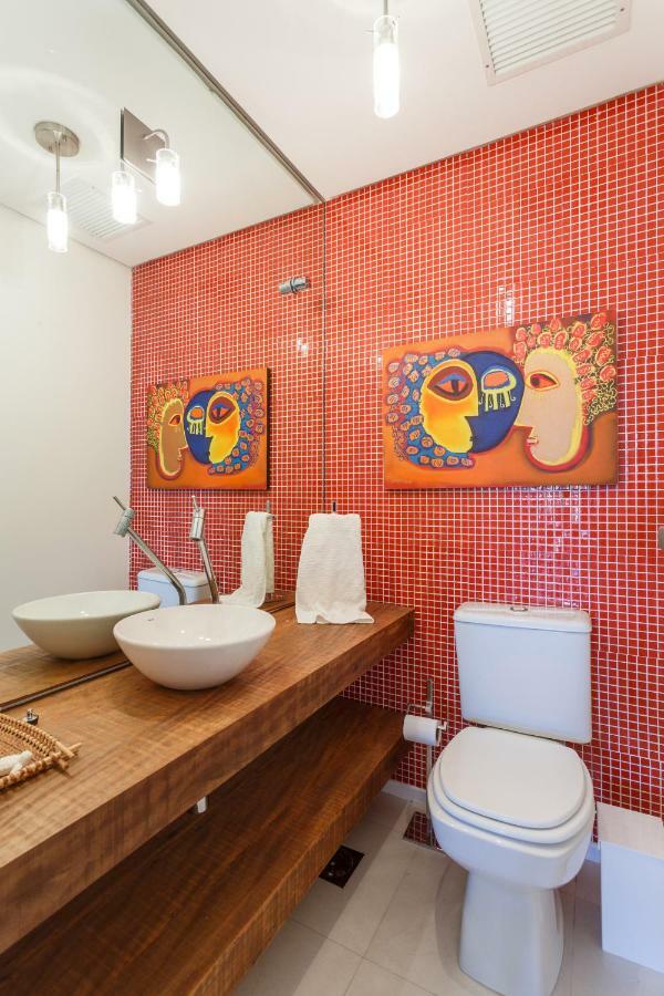 Apartamento Com 4 Suites Pe Na Areia Florianópolis Eksteriør billede